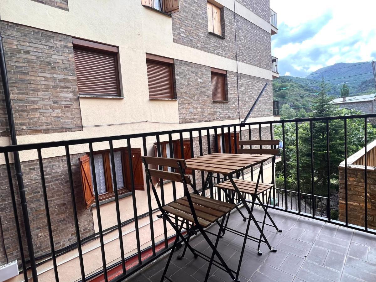 Bonito Apartamento en Rialp Esterno foto